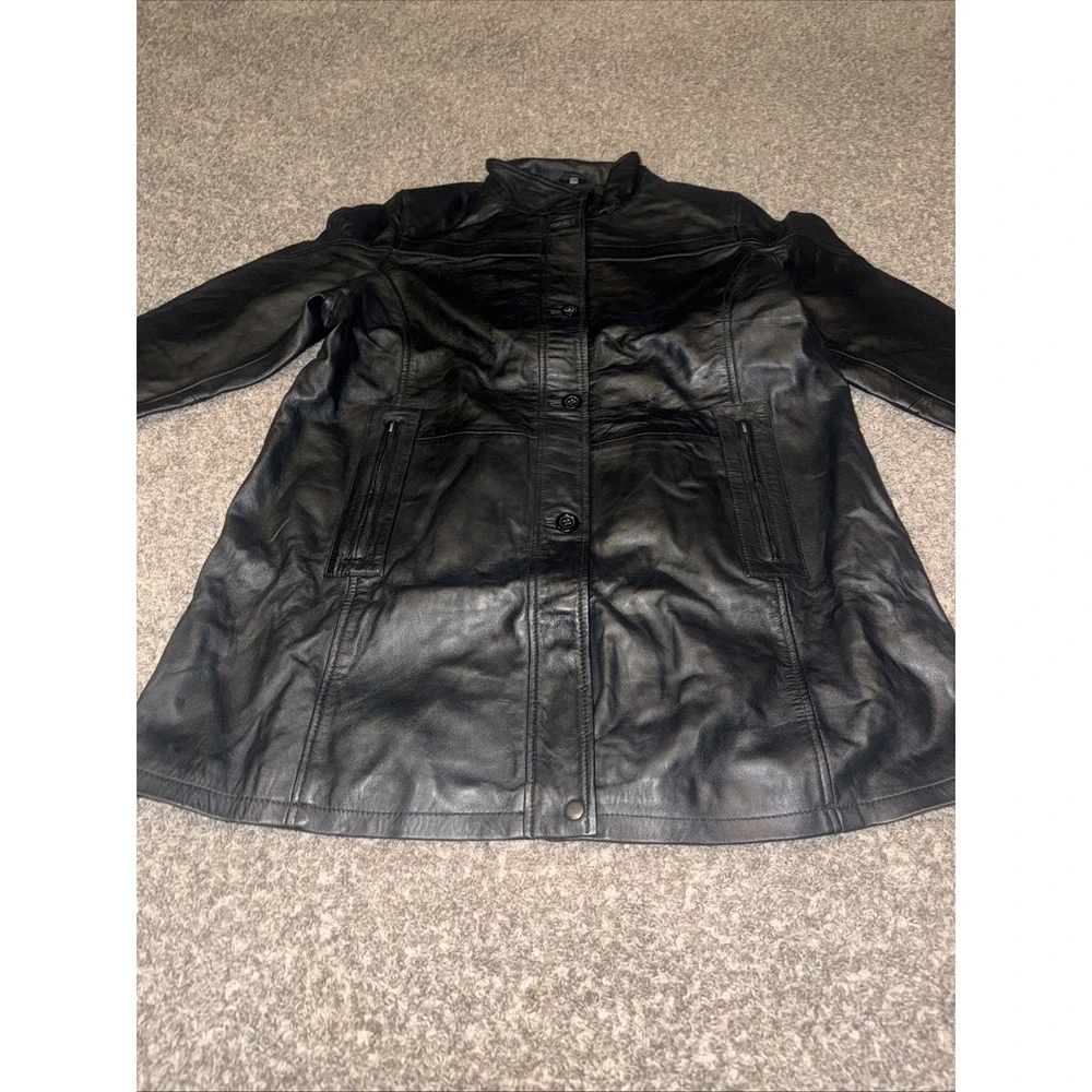 Women's Leather Coat Size 3XL‎